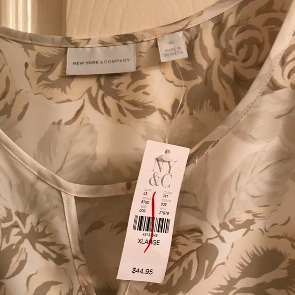 Blouse - Picture 5 of 8